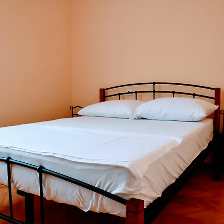 Hotel Center Apartment's 3*